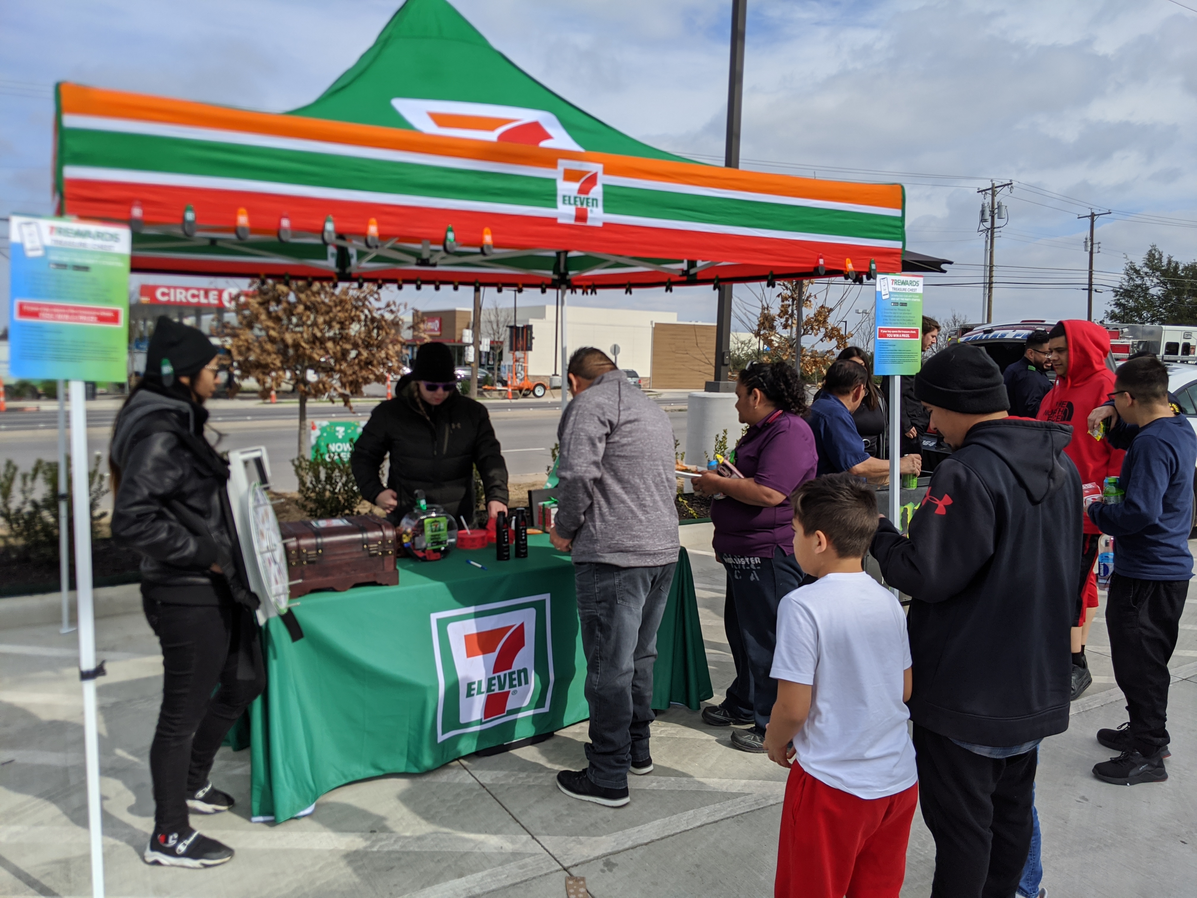 7-Eleven Grand Opening Game Tent 7-Eleven Grand Opening Game Tent